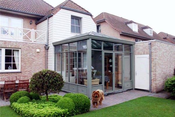 Steellook serre met sierpanelen